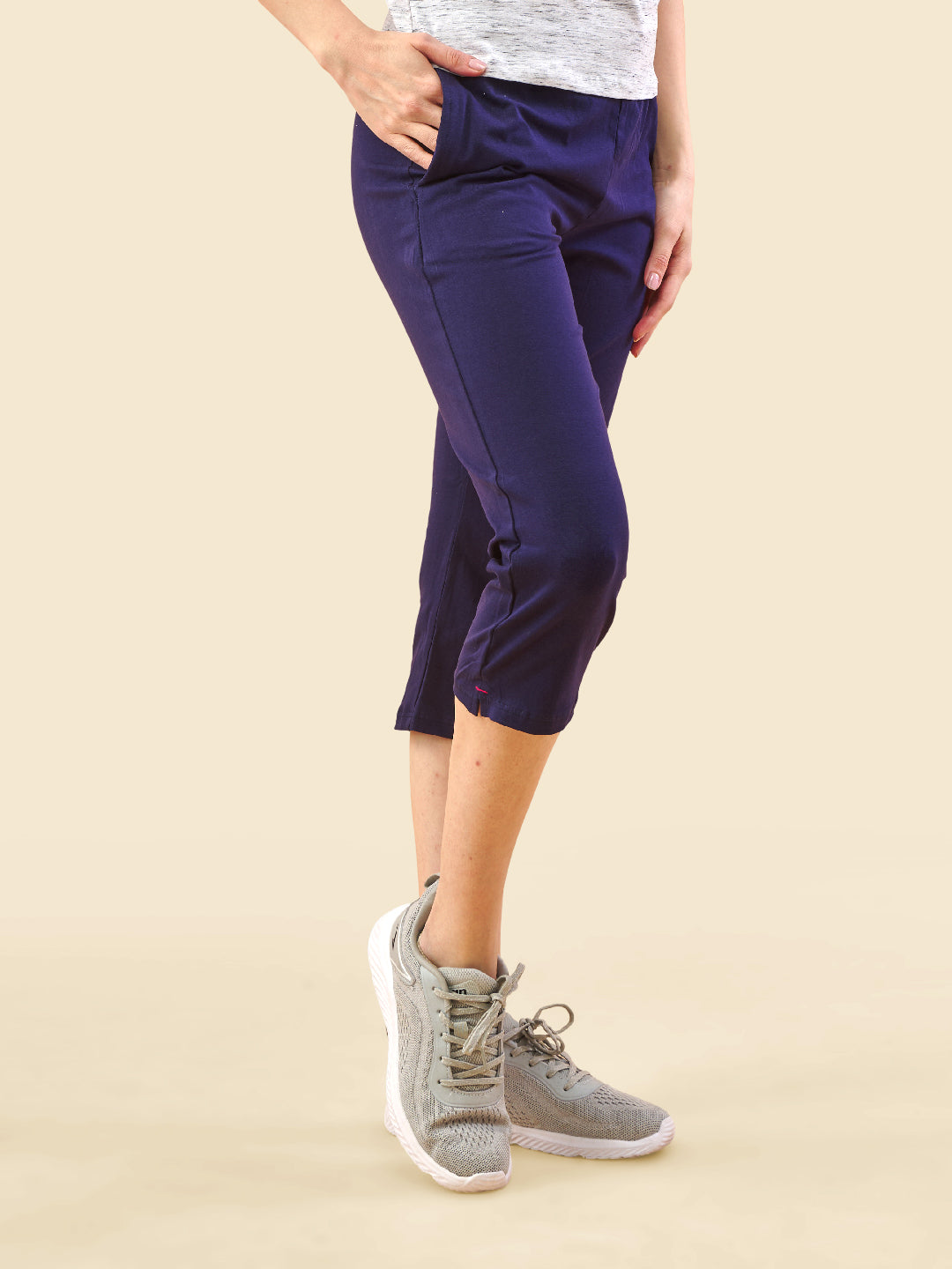 Navy 3/4 Capri Track Pant #302