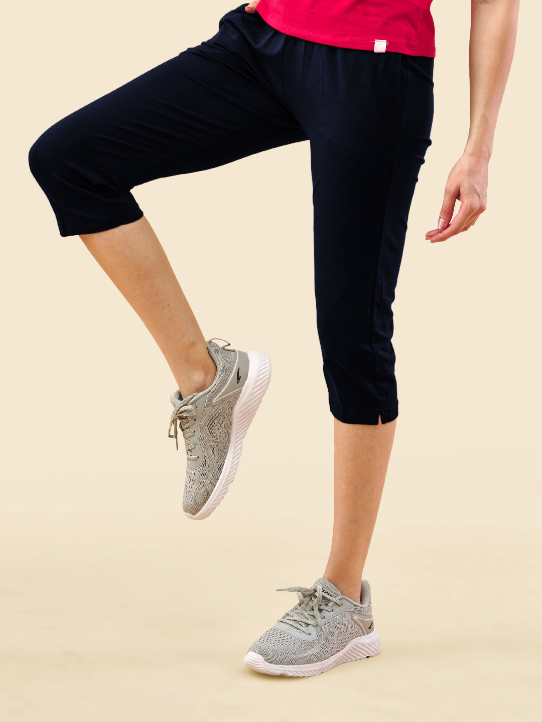 Navy 3/4 Capri Track Pant #302