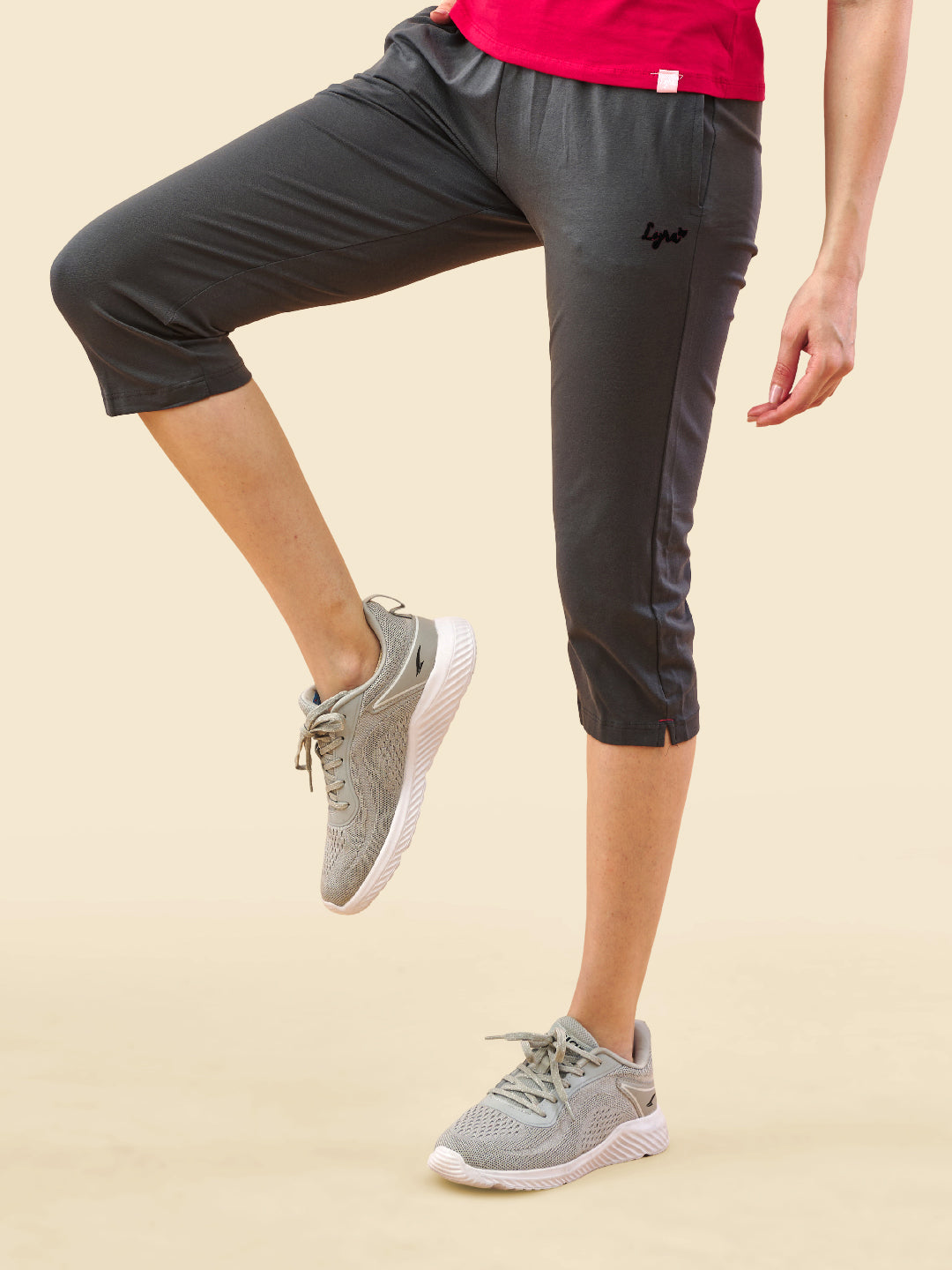 Grey 3/4 Capri Track Pant #302