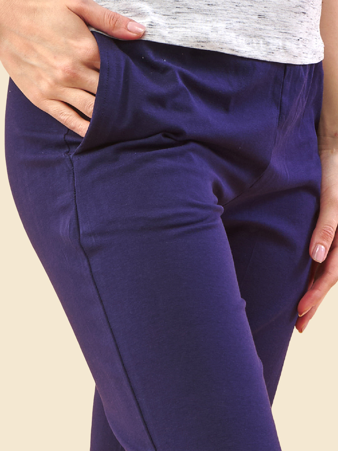 Navy 3/4 Capri Track Pant #302
