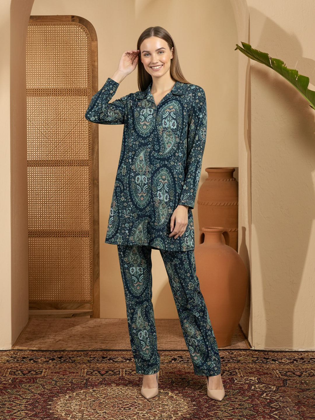 Lyra Women's Printed Premium Rayon B4 PR2 Co-ord Set