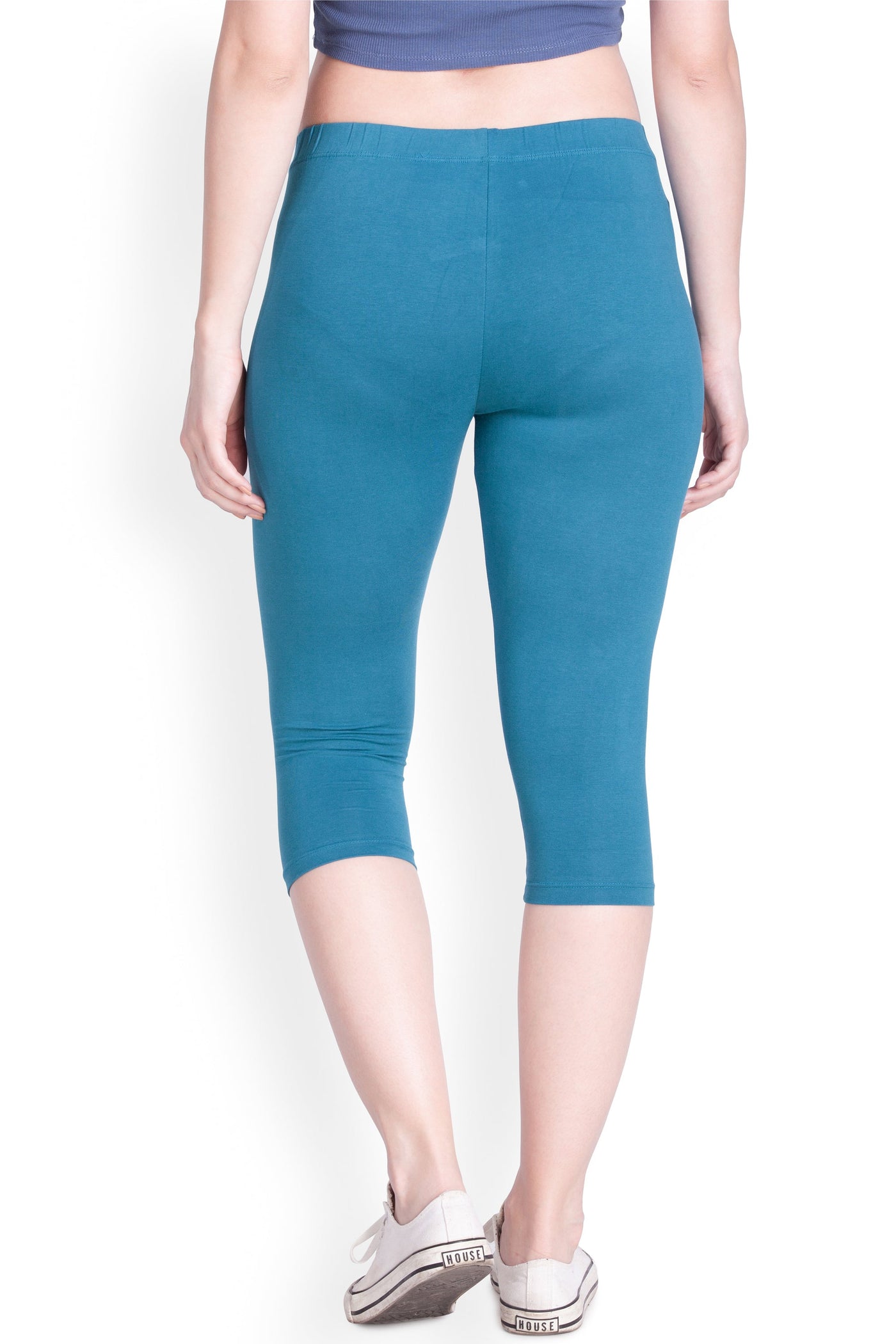 Lyra Straight Fit Ladies Sky Blue Lycra Capri Legging, Size: Small at Rs  205 in Pune